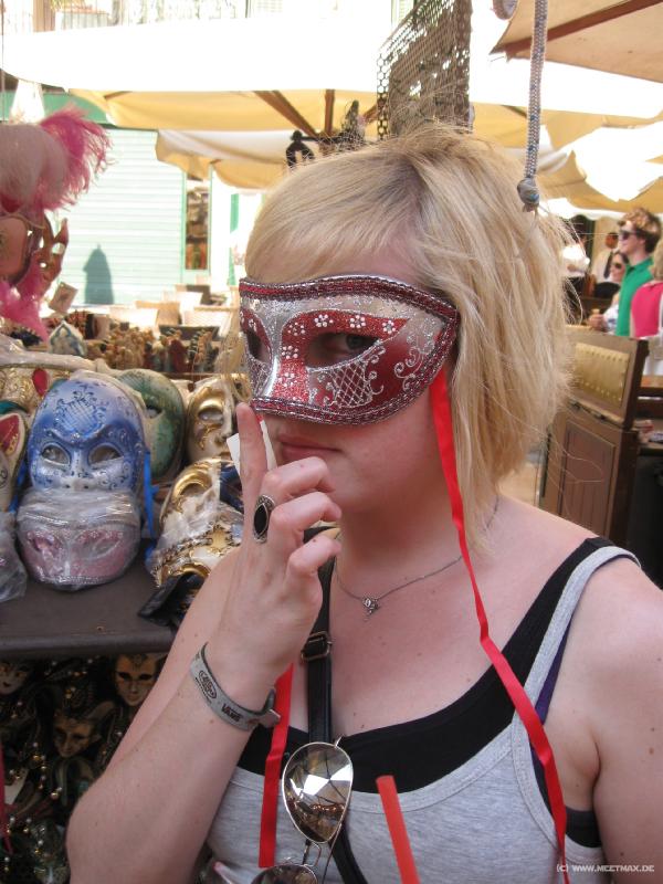 8667_Mask