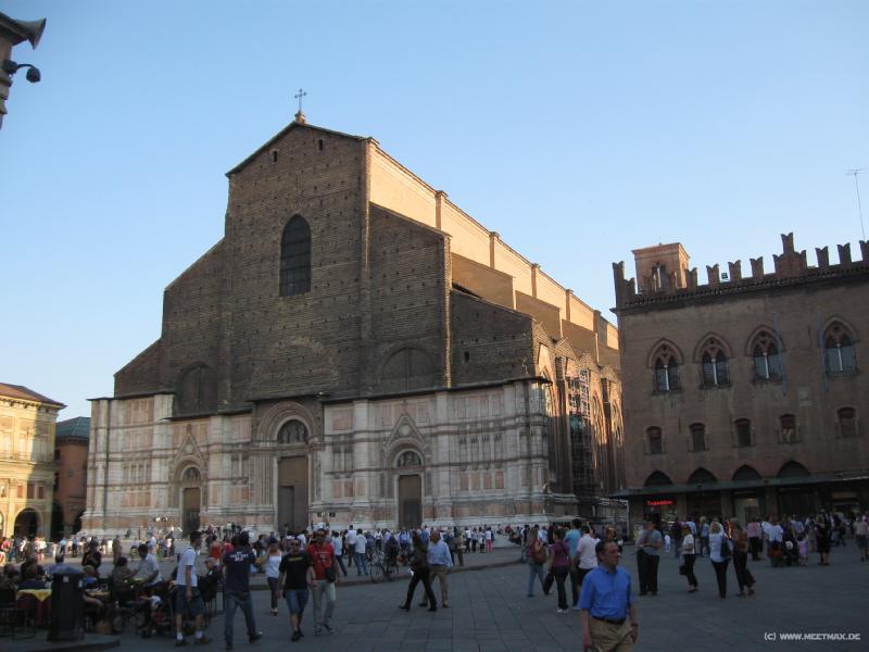 8816_Basilica_San_Petronio
