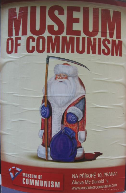 9407_Communist_Santa