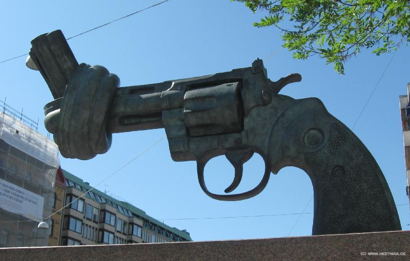 0573_Peace_gun