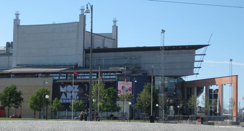 0588_Opera