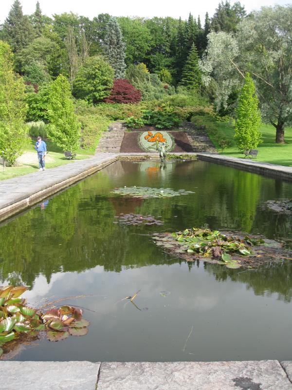 1329_Botanical_Garden