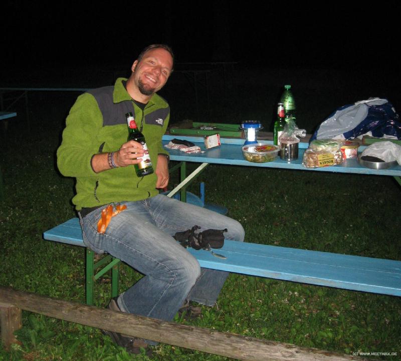 2343_Mitternachtsessen