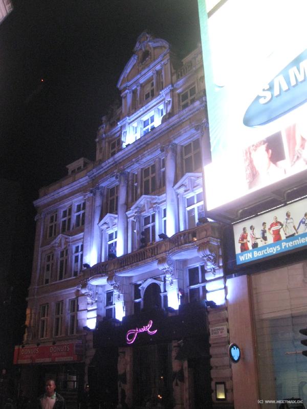 2877_Piccadilly_Circus