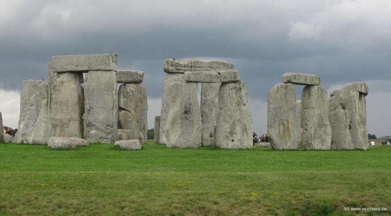 3178