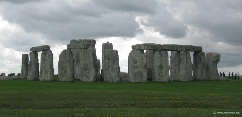 3180
