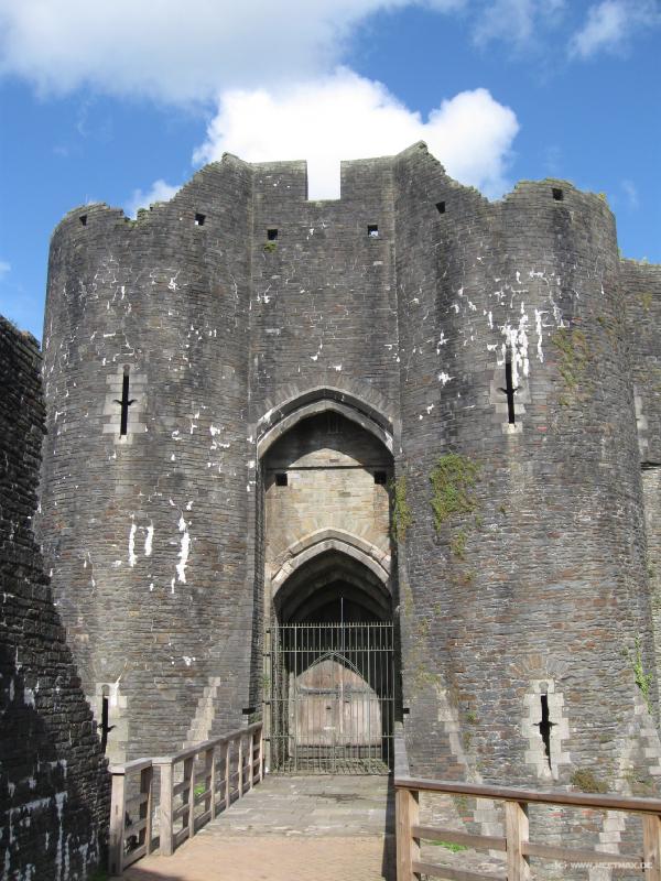 3344_Caerphilly_Castle