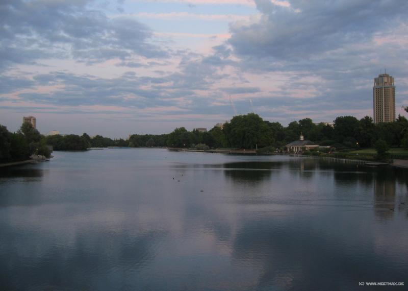 3606_Hyde_Park