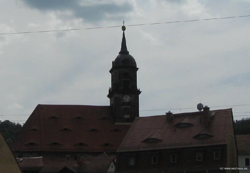 4624_Roofs_with_eyes