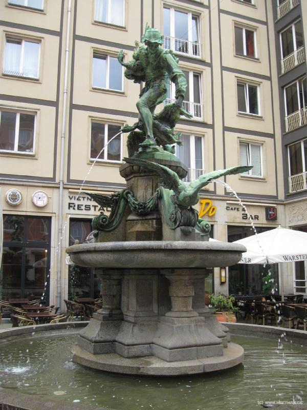 6043