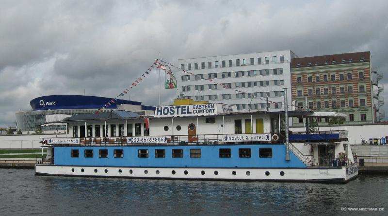 6647_Ost-Hostelboot