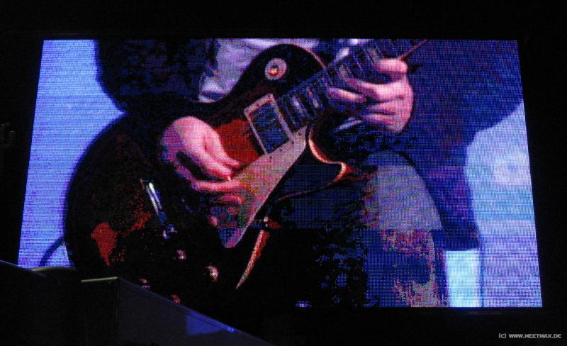 6922_Revolverheld