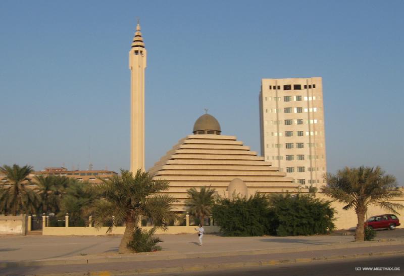 8146_Pyramid