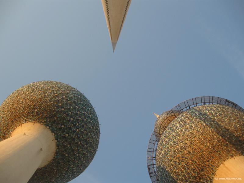 8172_Kuwait_Towers
