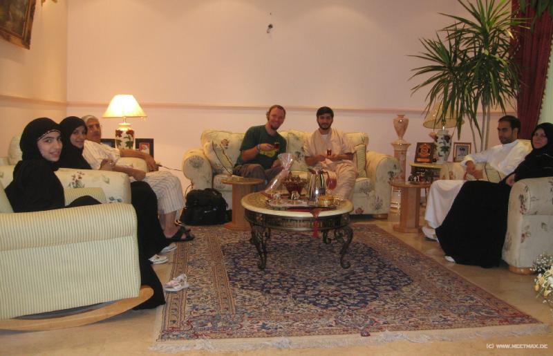 8605_Tea_time