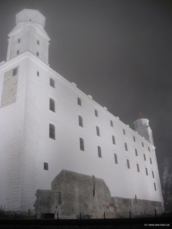 8699_Bratislava_Castle