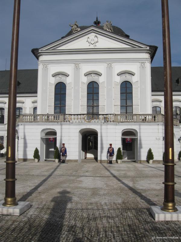 9016_President's_Palace