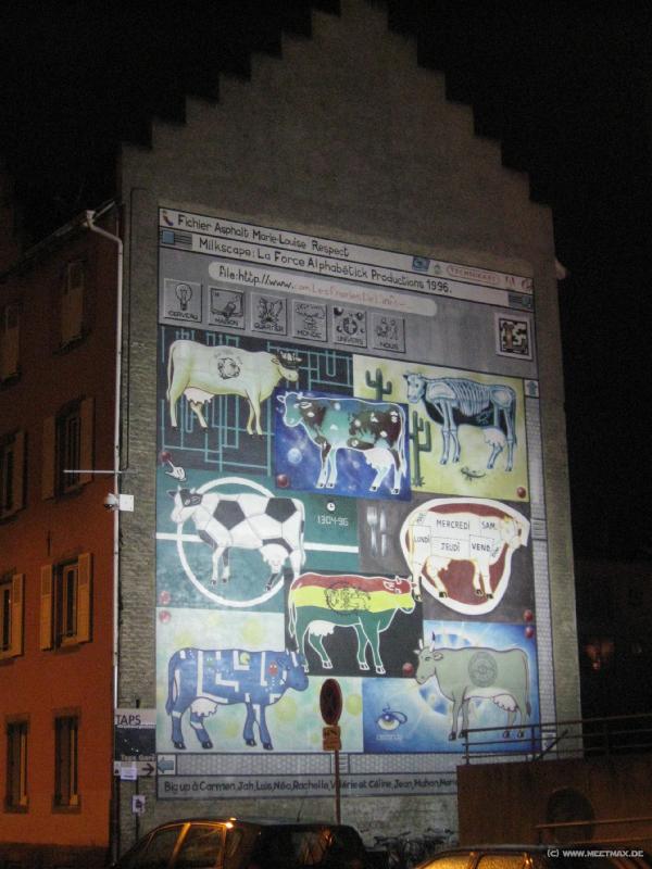 2703_Cow_wall