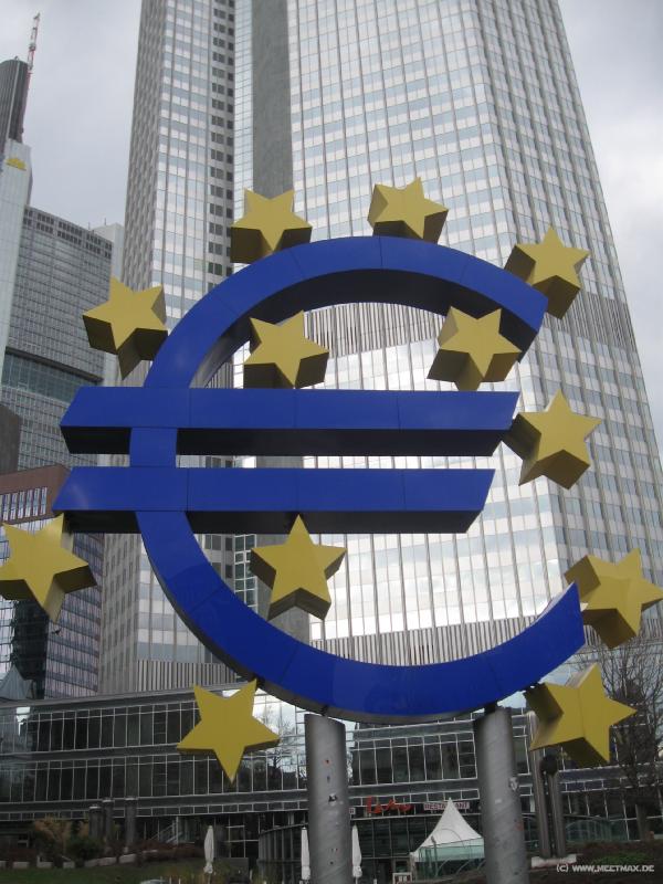 2746_Euro