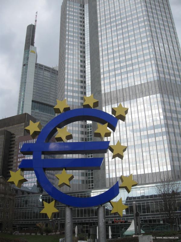 2747_Euro