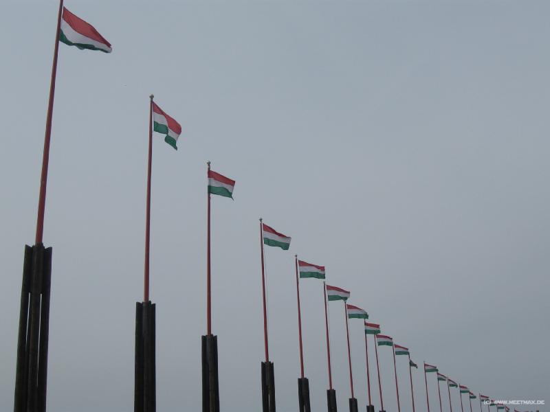 3181_Flags
