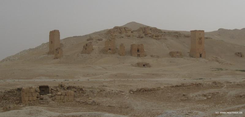 4532_Tombs