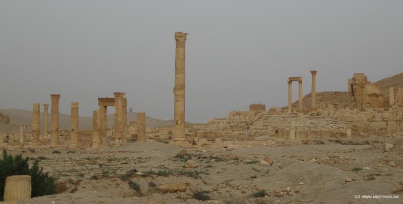 4584