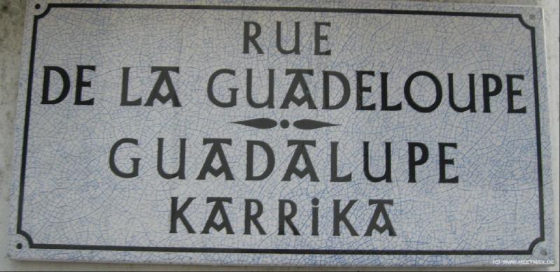 7107_French_Basque_street_name