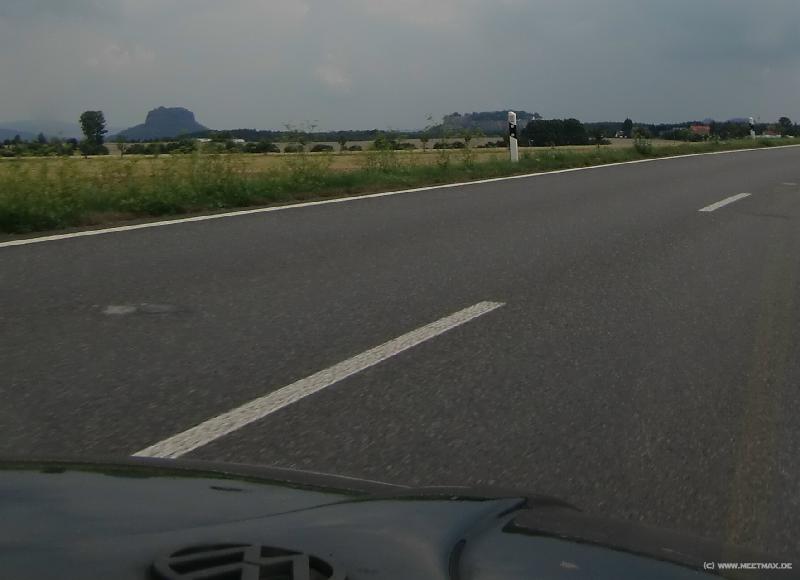 0920_On_the_road