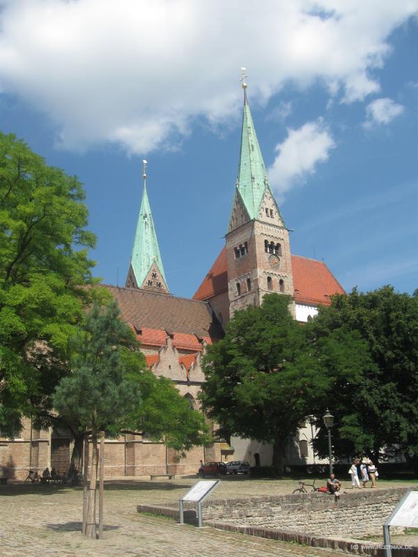 9664_Dom