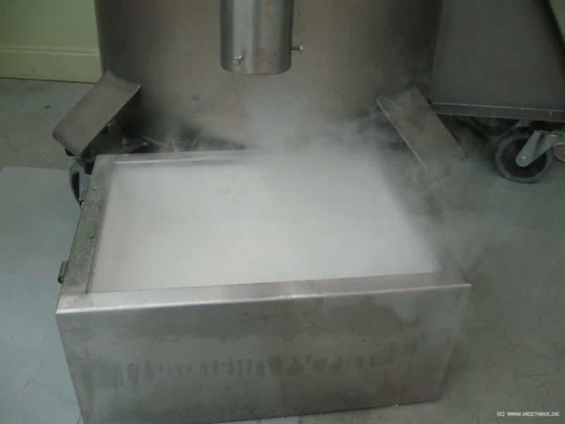 1384_Freezer