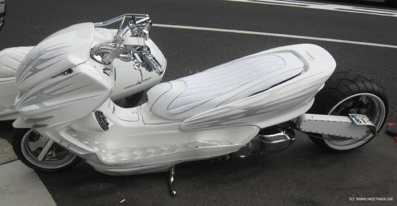 1705_Space_bike
