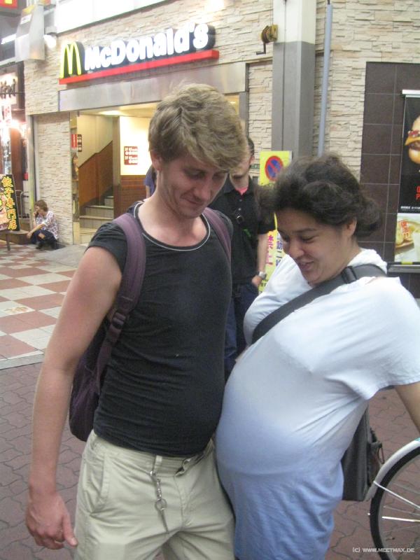 1753_Belly_show