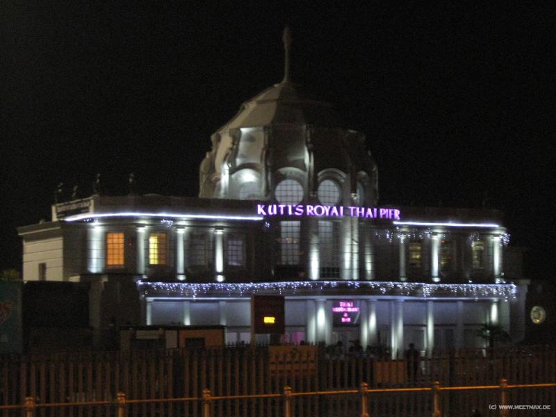 3366_Royal_Thai_Pier
