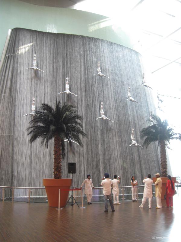 0100_Waterfall