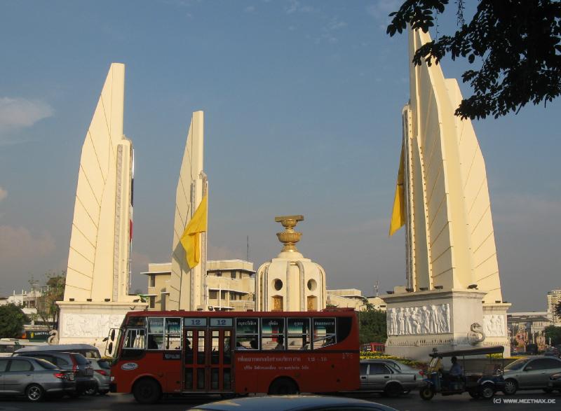 0215_Democracy_Monument