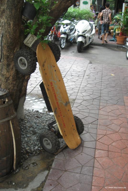 0221_Motor-Skateboard