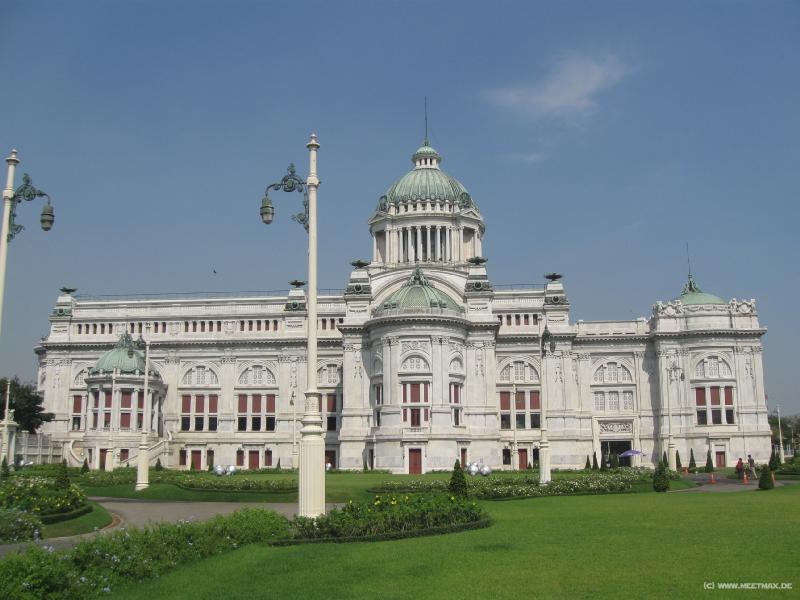 4758_Throne_Hall