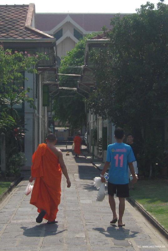4792_Monks