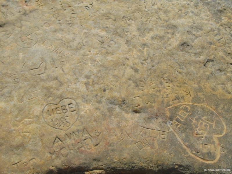 5580_Rock_carvings