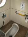6860_Train_toilet