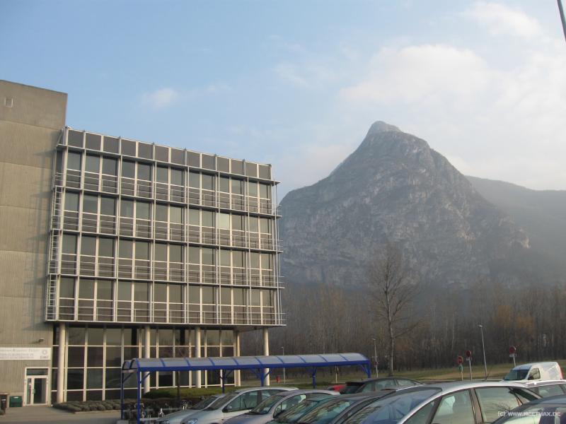 7025_ESRF