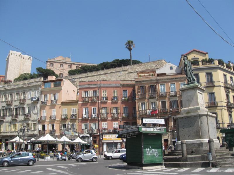 7808_Piazza_Yenne
