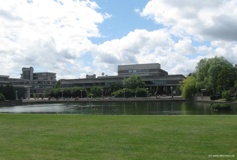 8584_UCD