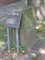9049_Grenzstein