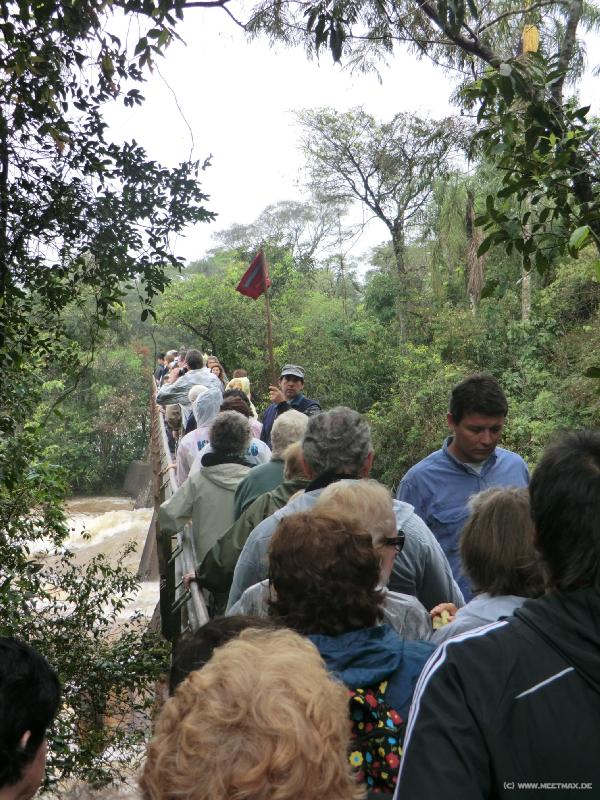 0500_Packed_bridge