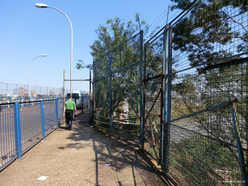 0681_Border_fence