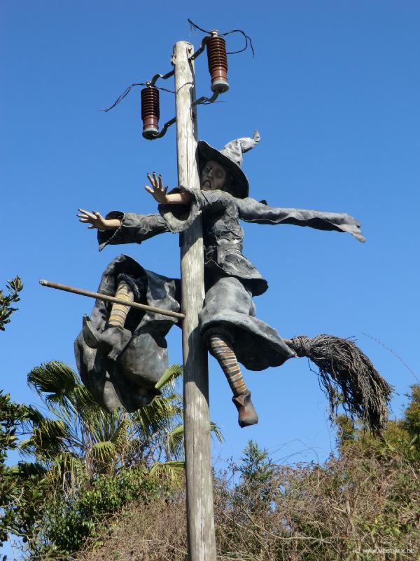 0978_Witch_crash