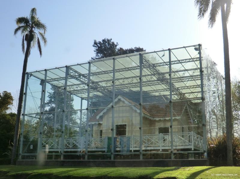 0980_Glass_house_house
