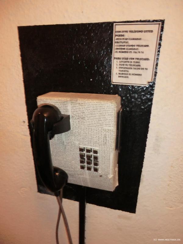 1220_Hotel_phone